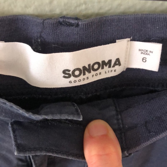 Sonoma Women’s Navy Cargo Capri Pants Size 6 - Picture 5 of 11